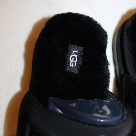NIB UGG LOGO WOMEN'S GRAPHIC LOGO SLIDE SLIPPERS SANDALS BLACK - Picture 5 of 7